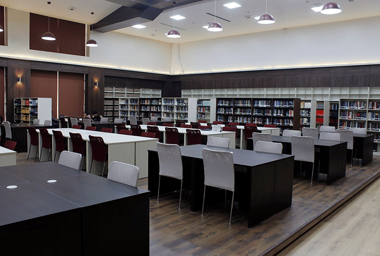 SIU Noida Library photo 2